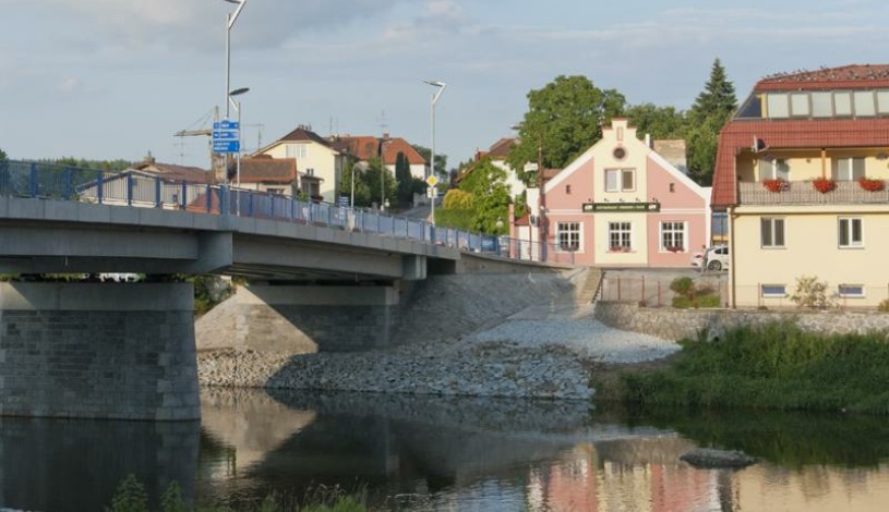 Restaurant-Pension L-Club Hluboká nad Vltavou
